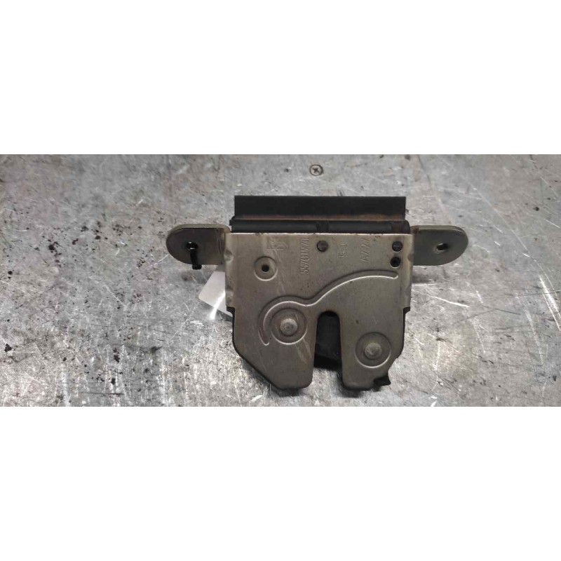 Recambio de cerradura maletero / porton para fiat grande punto (199) 1.3 16v multijet active (55kw) referencia OEM IAM   4 PINS - Blanco