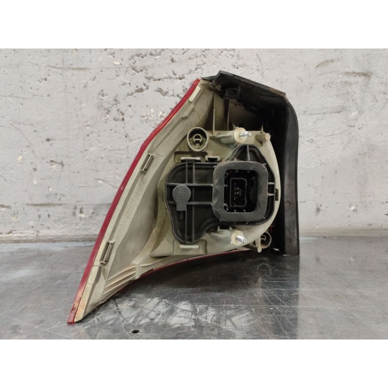 Recambio de piloto trasero derecho para volkswagen golf v (1k1) 1.9 tdi referencia OEM IAM - Negro 3