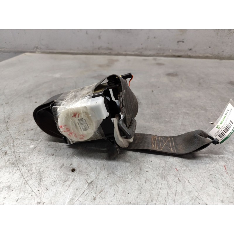 Recambio de cinturon seguridad delantero izquierdo para hyundai accent (mc) gl referencia OEM IAM 888701E030  