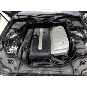 mercedes-benz clase e (w211) berlina del año 2003