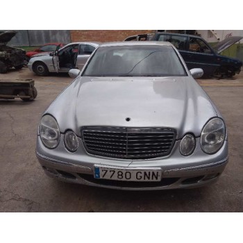mercedes-benz clase e (w211) berlina del año 2003