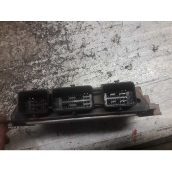 Recambio de centralita motor uce para citroën c4 berlina lx referencia OEM IAM 0281011863 9661773380 9653958980
