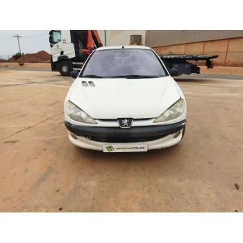 peugeot 206 4-trg. del año 2001
