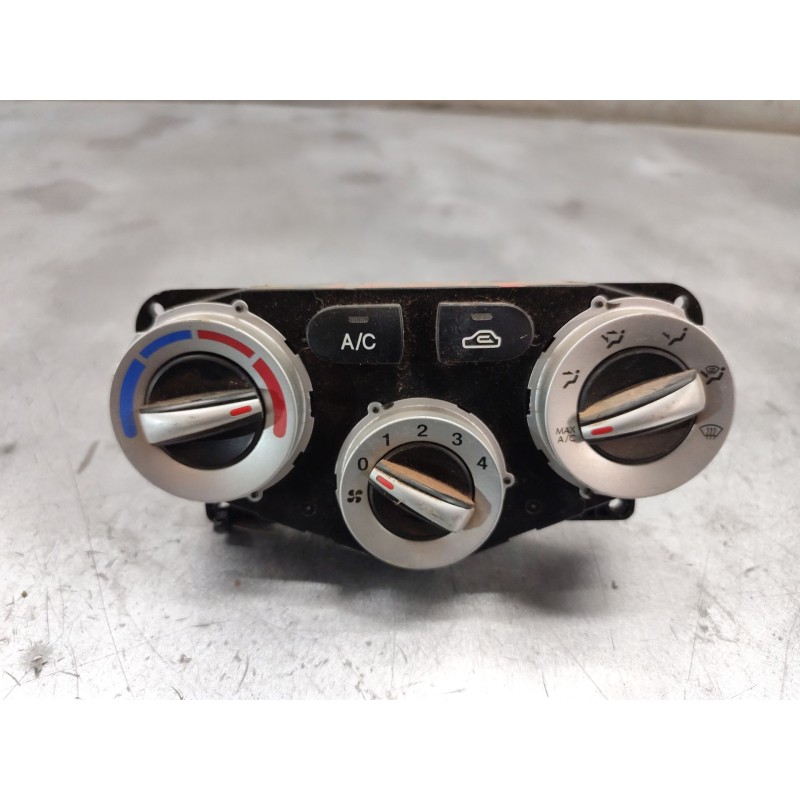 Recambio de mando calefaccion / aire acondicionado para hyundai accent (mc) gl referencia OEM IAM BFNA000017  