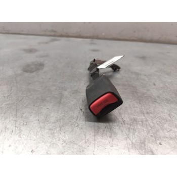 Recambio de enganche de cinturon delantero derecho para mazda 3 (bl) 2.2 mzr cd (bl10) referencia OEM IAM  2 PINS 