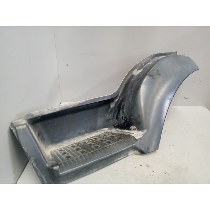Recambio de paso rueda delantero izquierdo para iveco stralis (ad/at) 10.3 diesel referencia OEM IAM 504211389 - Rojo 4