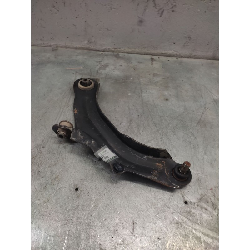 Recambio de brazo suspension inferior delantero izquierdo para renault scenic ii authentique referencia OEM IAM 8200298454 2
