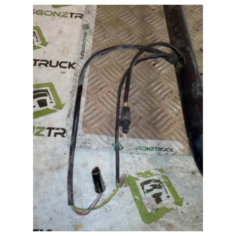 Recambio de brazo retrovisor derecho para renault premium route 2006 fas 4x2 larga distancia referencia OEM IAM 4