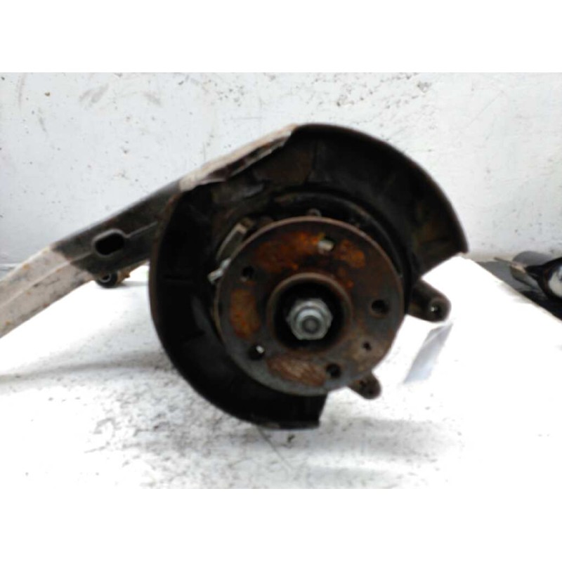 Recambio de mangueta trasera derecha para mercedes-benz vito (w638) combi 110 cdi (638.194) referencia OEM IAM - Blanco 3