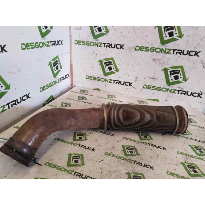 Recambio de flector tubo escape para renault serie t fg 4x2 cabina high-sleeper referencia OEM IAM 7422327400  
