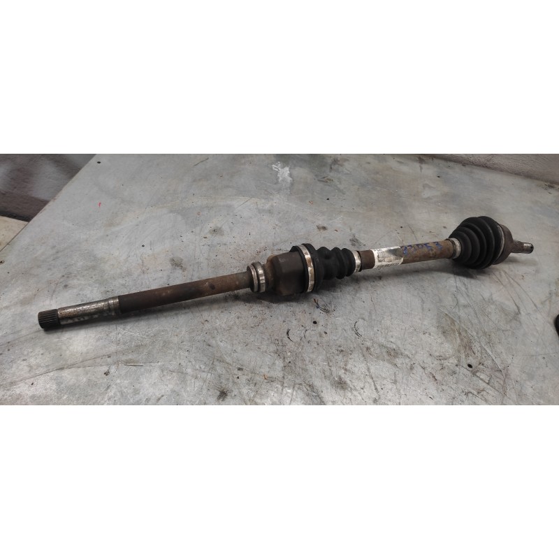 Recambio de transmision delantera derecha para peugeot 307 break/sw (s2) sw d-sign referencia OEM IAM 9637117880 2