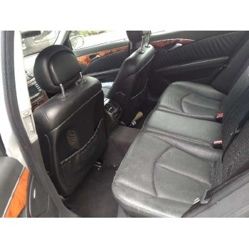 mercedes-benz clase e (w211) berlina del año 2003