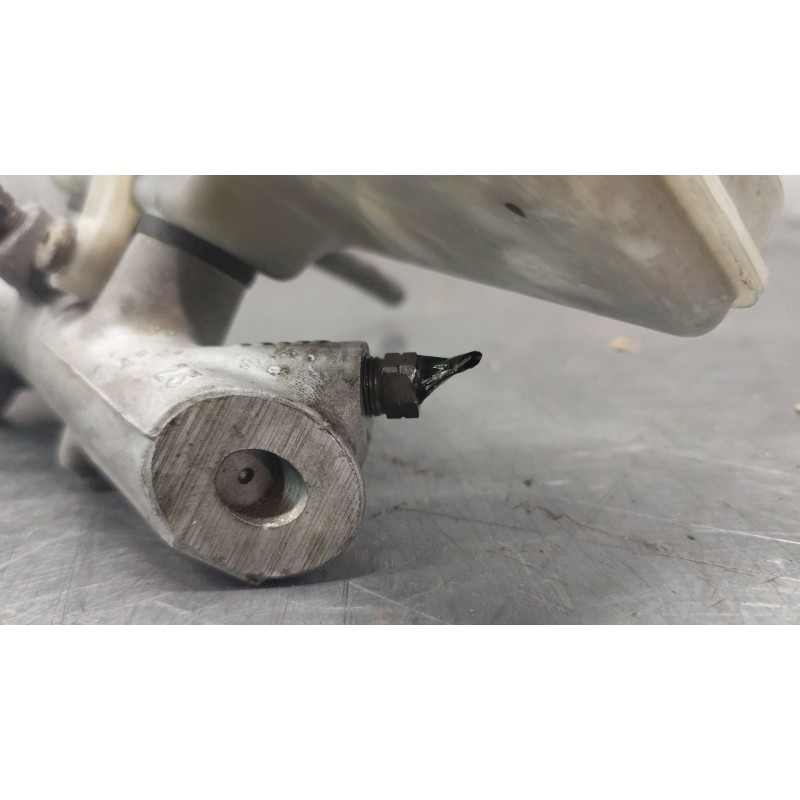 Recambio de bomba freno para renault megane ii coupe/cabrio authentique referencia OEM IAM 32067111C - Rojo 2