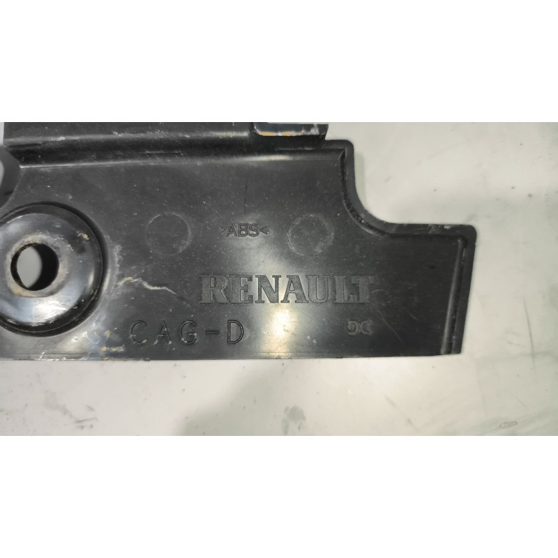 Recambio de moldura para renault magnum ab diesel referencia OEM IAM 5010574312 DERECHA - Blanco 3