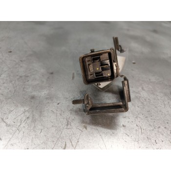 Recambio de caja precalentamiento para hyundai i30 (gd) 1.6 crdi referencia OEM IAM 368302A300  