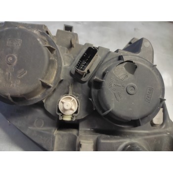 Recambio de faro izquierdo para citroën c5 berlina 2.0 hdi magic referencia OEM IAM   6 PINS