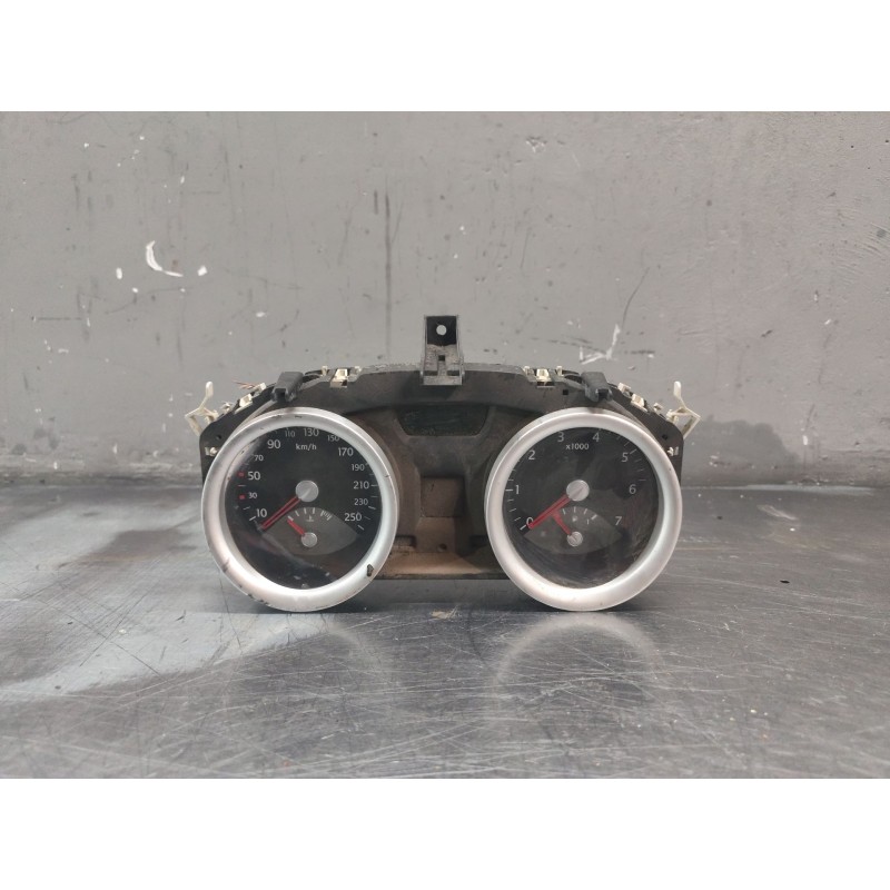 Recambio de cuadro instrumentos para renault megane ii coupe/cabrio authentique referencia OEM IAM 8200364027  