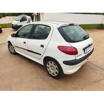 peugeot 206 4-trg. del año 2001
