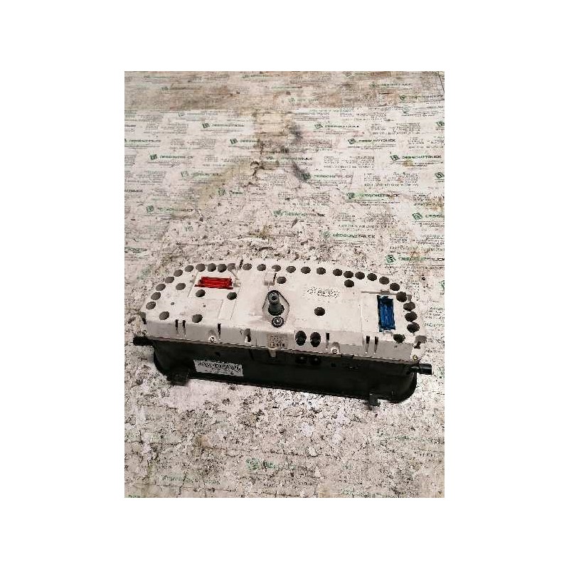 Recambio de cuadro instrumentos para renault trafic (desde 5.89) 2.0 referencia OEM IAM 7700308313 2