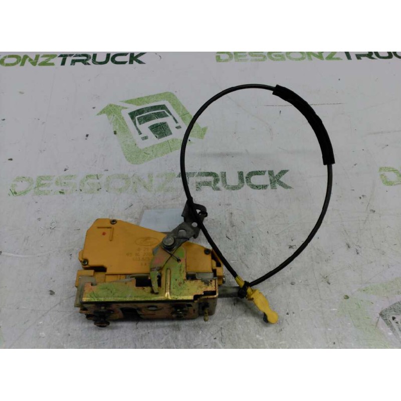 Recambio de cerradura puerta trasera derecha para ford orion celebration referencia OEM IAM 6894356 2