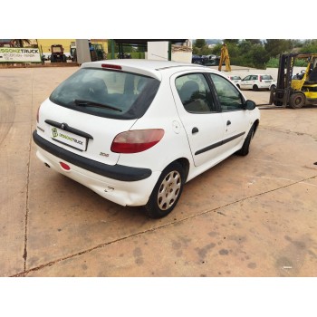 peugeot 206 4-trg. del año 2001