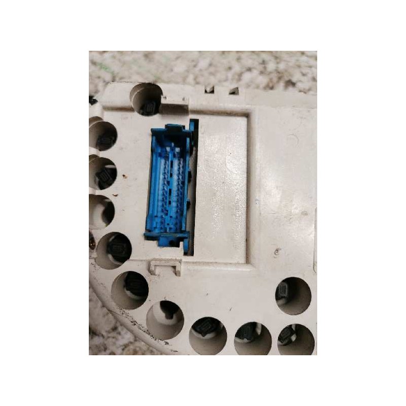 Recambio de cuadro instrumentos para renault trafic (desde 5.89) 2.0 referencia OEM IAM 7700308313 4