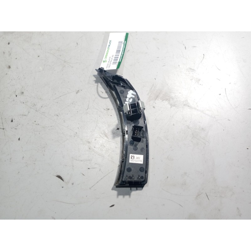 Recambio de mando volante para iveco stralis (as) 11.1 diesel referencia OEM IAM 5801307776 - Blanco 3