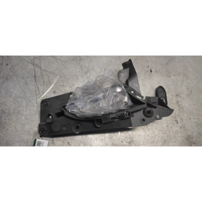 Recambio de maneta interior trasera izquierda para mercedes-benz clase e (w211) berlina e 200 cdi (211.004) referencia OEM IAM