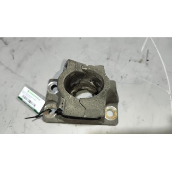 Recambio de soporte guardabarros trasero para renault magnum ab diesel referencia OEM IAM 21213203 21213202 