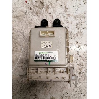 Recambio de caja reles / fusibles para toyota corolla (e15) high referencia OEM IAM 8273012390  