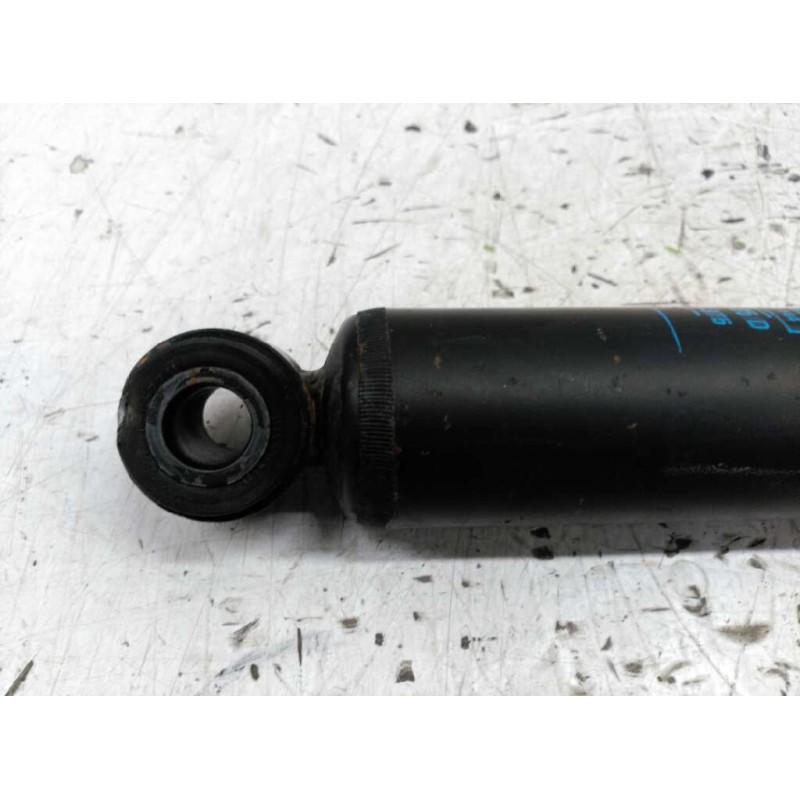 Recambio de amortiguador trasero izquierdo para opel movano referencia OEM IAM 8200024935D - Blanco 2