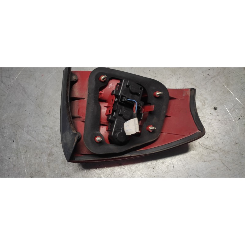 Recambio de piloto trasero derecho para audi a6 berlina (4b2) 2.5 v6 24v tdi referencia OEM IAM - Negro 2