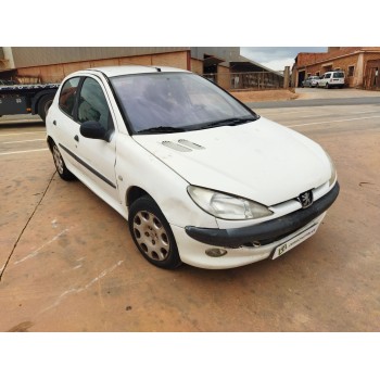 peugeot 206 4-trg. del año 2001