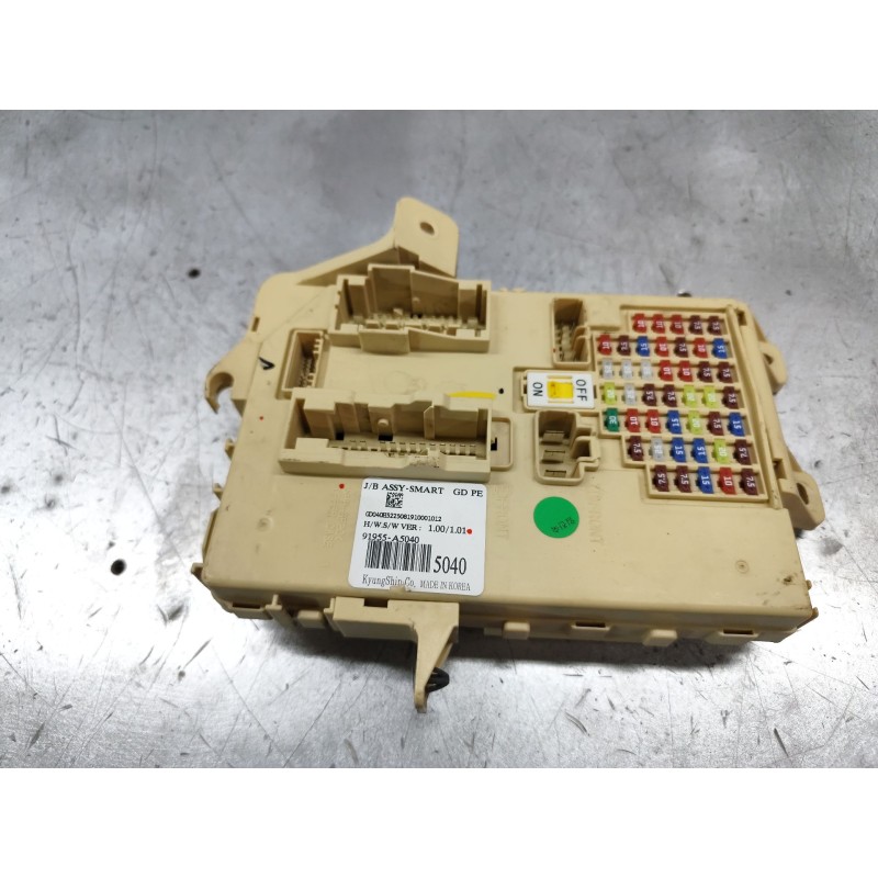 Recambio de caja reles / fusibles para hyundai i30 (gd) 1.6 crdi referencia OEM IAM 91955A5040  