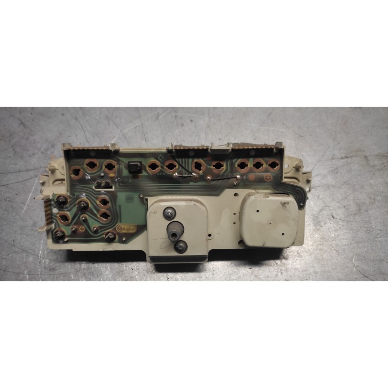 Recambio de cuadro instrumentos para peugeot 205 berlina 1.4 referencia OEM IAM 09032319901 3