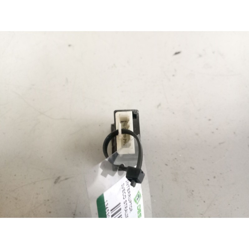 Recambio de interruptor para iveco stralis (as) 11.1 diesel referencia OEM IAM 5801856103 - Blanco 2