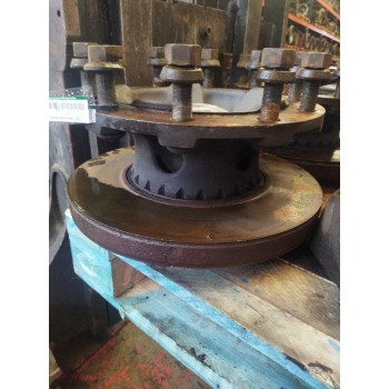 Recambio de buje delantero para volvo fh xxx 12.8 diesel referencia OEM IAM 20720735 85107749 20534900