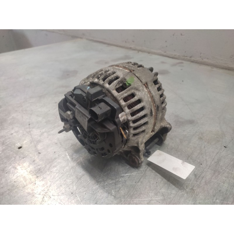 Recambio de alternador para volkswagen polo (9n1) gt referencia OEM IAM 045903023A  14V 120A - Gris 2