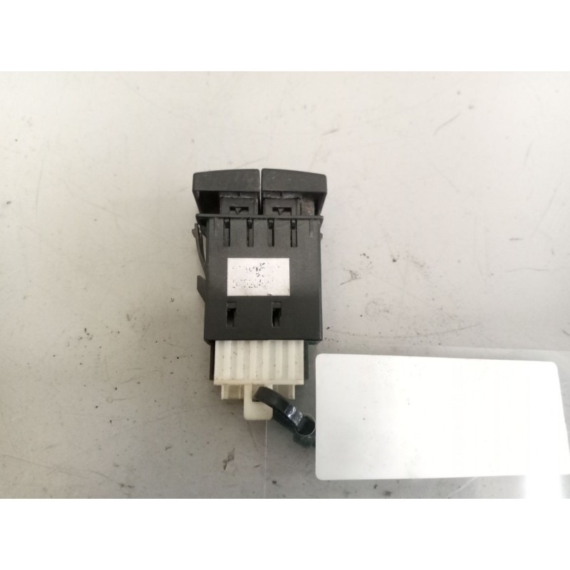 Recambio de interruptor para iveco stralis (as) 11.1 diesel referencia OEM IAM 5802083279 BOTON LUCES - Blanco 3