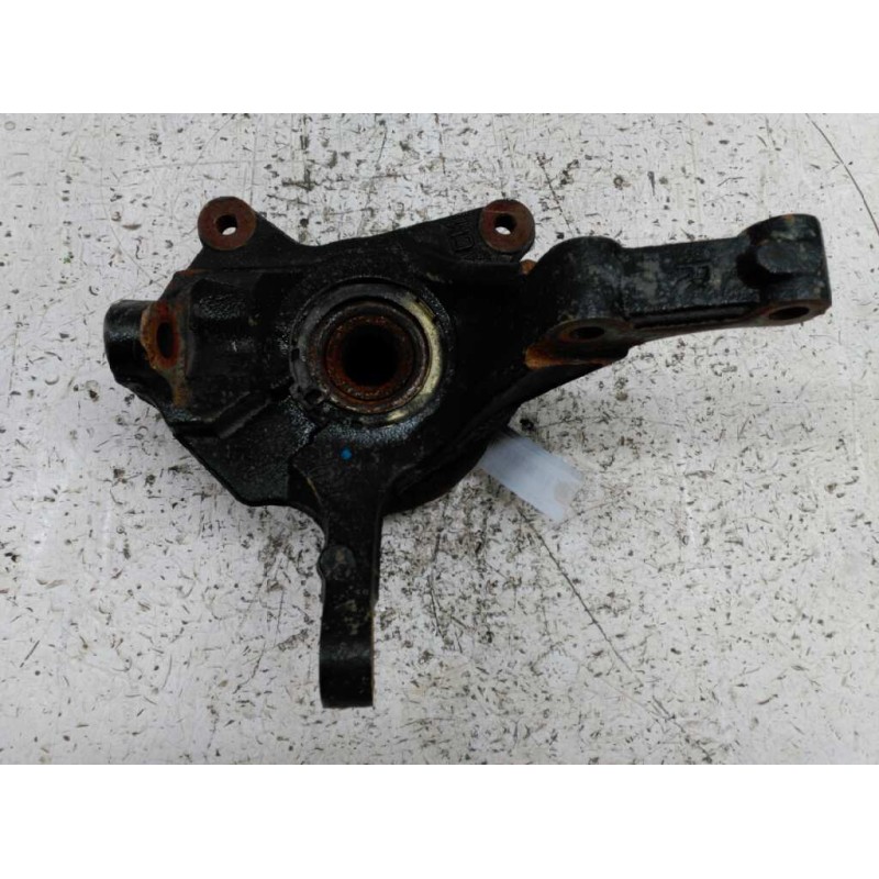 Recambio de mangueta delantera derecha para nissan primastar (x83) referencia OEM IAM - Blanco 2