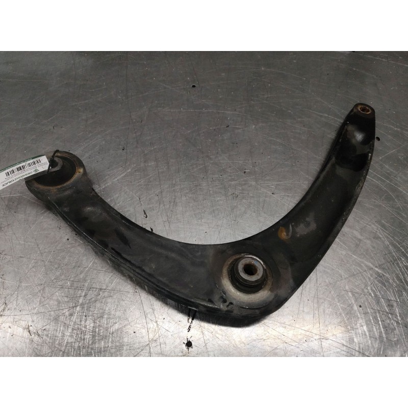Recambio de soporte brazo suspension delantero derecho para citroën berlingo multispace (b9) 1.6 hdi 75 16v referencia OEM IAM - Blanco