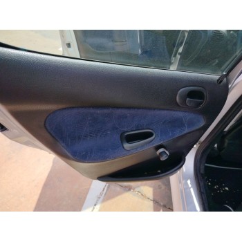 peugeot 206 berlina del año 2002
