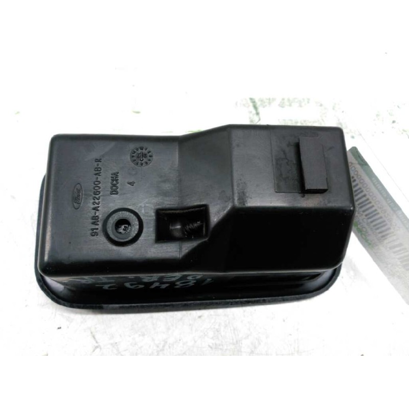 Recambio de maneta interior trasera derecha para ford orion celebration referencia OEM IAM 91ABA22600AB 2