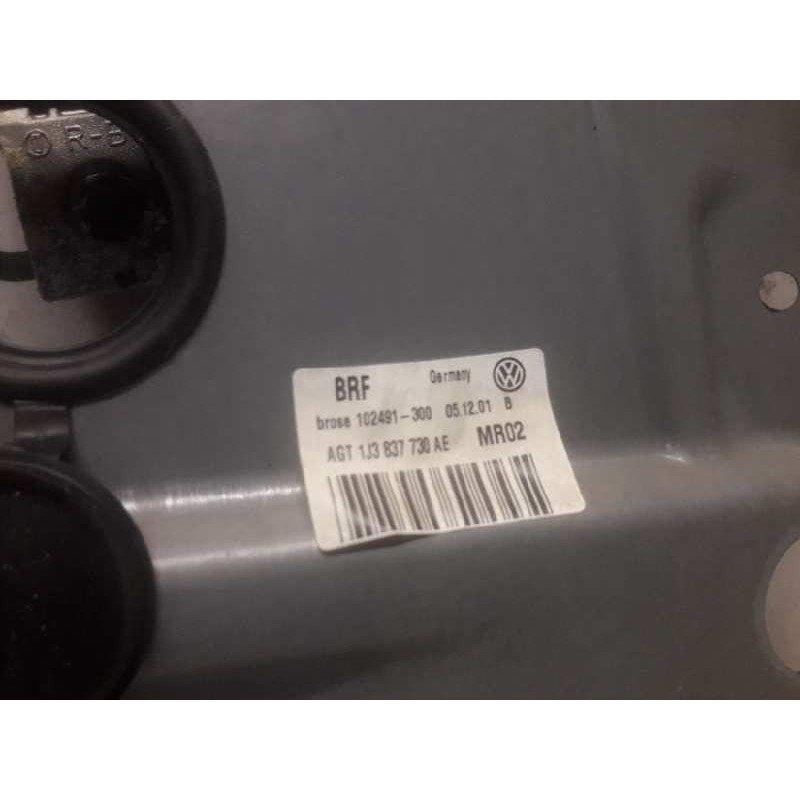 Recambio de elevalunas delantero derecho para volkswagen golf iv berlina (1j1) básico referencia OEM IAM 1J3837730AE 2