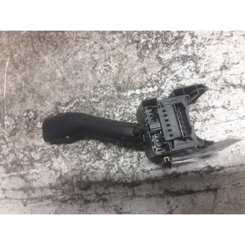 Recambio de mando limpia para volkswagen golf iv berlina (1j1) básico referencia OEM IAM 4B0953503H 6/4/4 PINS 2