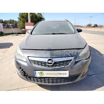 opel astra j sports tourer (p10) del año 2011
