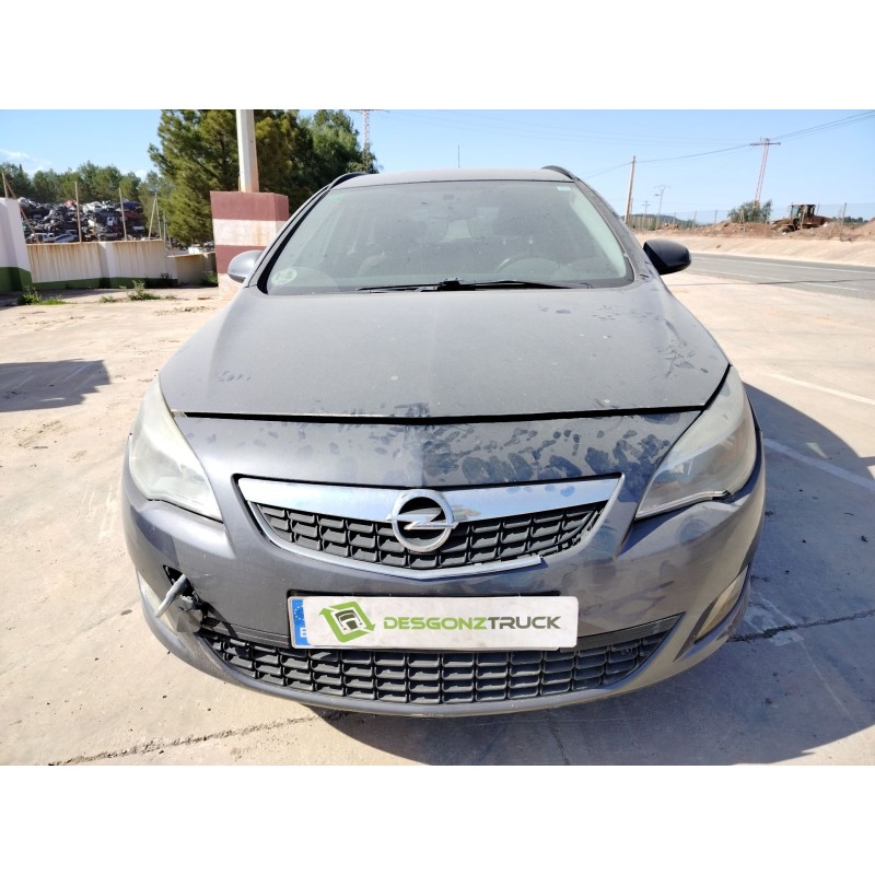 opel astra j sports tourer (p10) del año 2011
