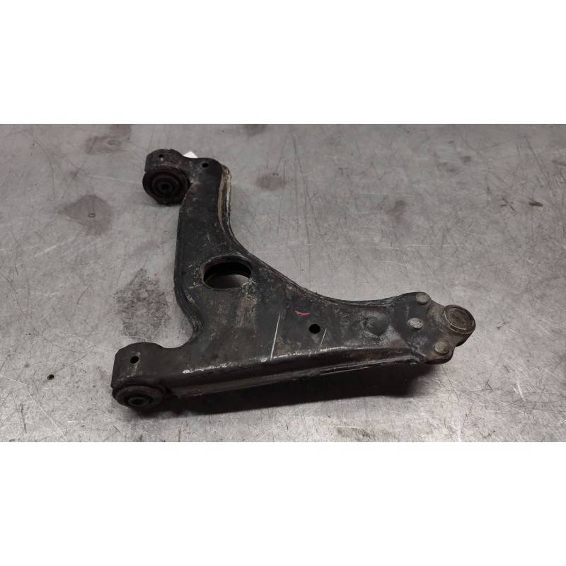 Recambio de brazo suspension inferior delantero derecho para opel vectra b berlina básico referencia OEM IAM 2