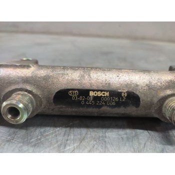 Recambio de rampa inyectora para iveco daily combi 2.3 diesel cat referencia OEM IAM 0445224006  