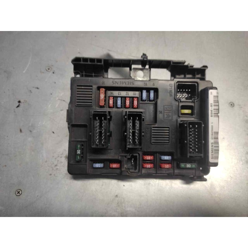 Recambio de caja reles / fusibles para citroën xsara picasso 1.6 hdi 90 exclusive referencia OEM IAM 9650618480 U118470003L BSM - Gris